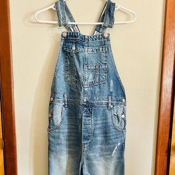 Free People We The Free Distressed Overalls Size 26 XS - Picture 1 of 6